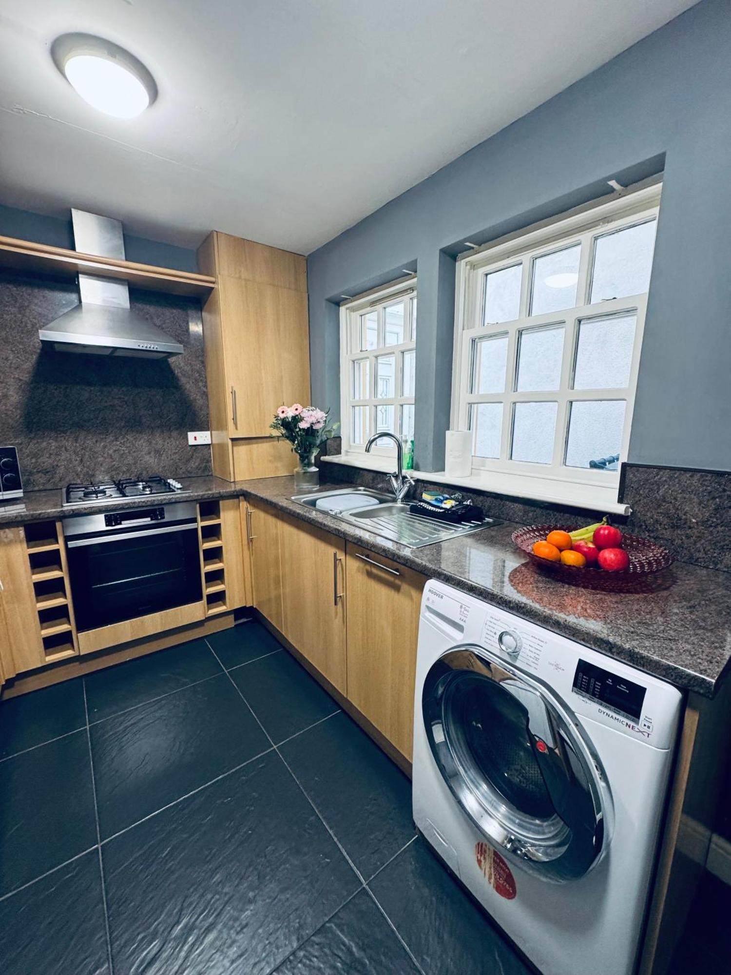 Queens Townhouse - 4 Bed 怀特黑 外观 照片