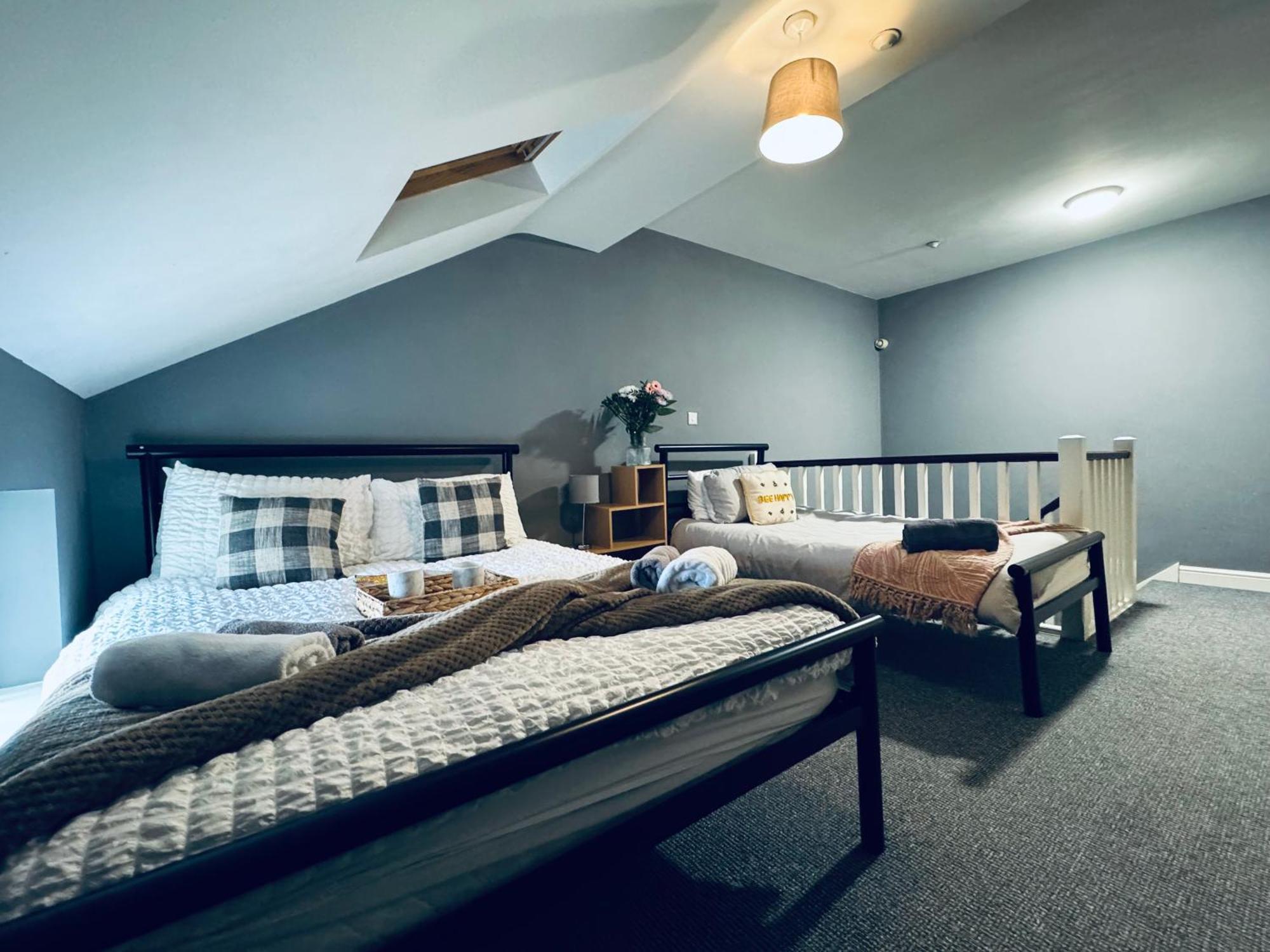 Queens Townhouse - 4 Bed 怀特黑 外观 照片