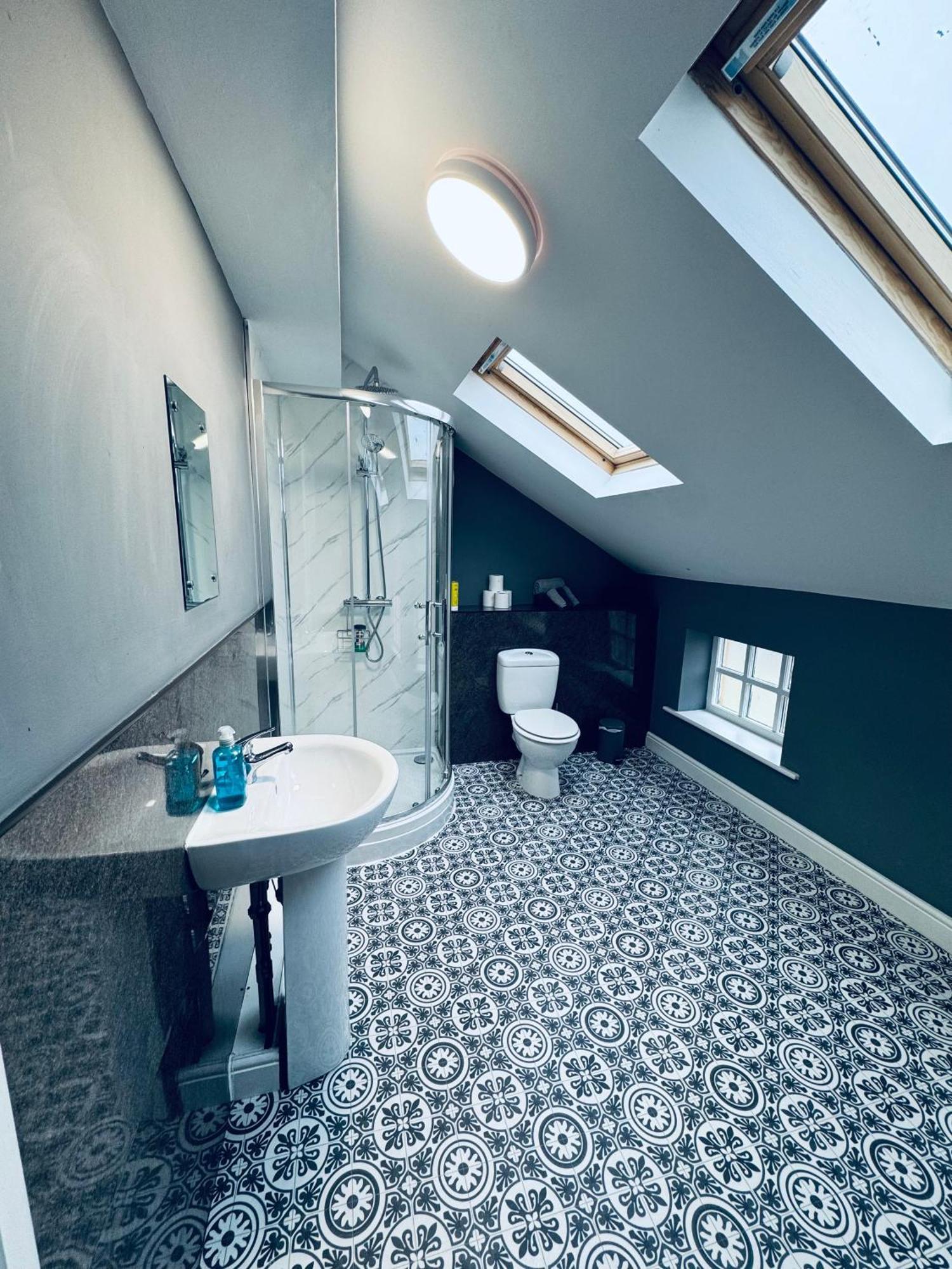 Queens Townhouse - 4 Bed 怀特黑 外观 照片