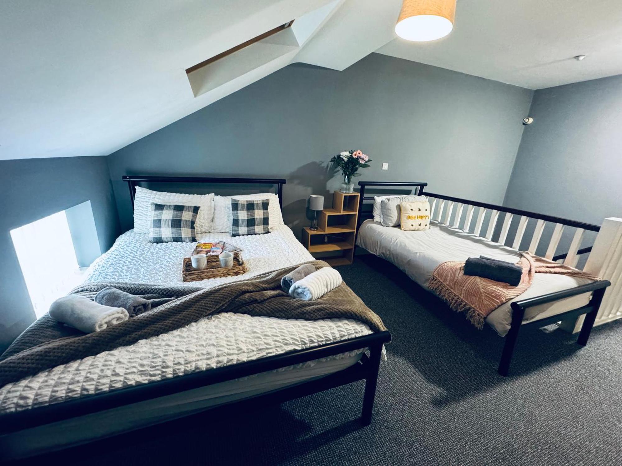 Queens Townhouse - 4 Bed 怀特黑 外观 照片